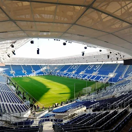 Moderne Mit Kochinsel In Zentral Ruhig Und Netflix - Erstbezug Wehome Komfort Sinsheim