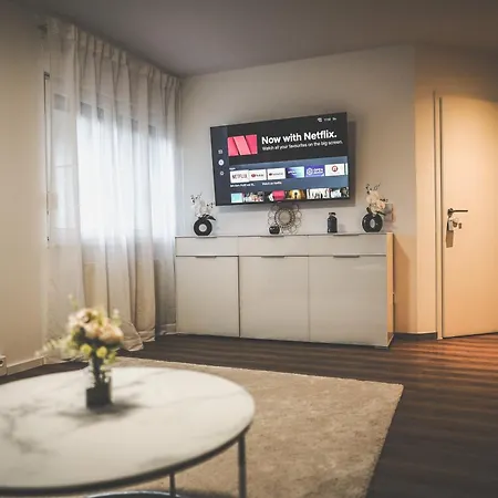 Moderne Mit Kochinsel In Zentral Ruhig Und Netflix - Erstbezug Wehome Komfort Apartment Sinsheim