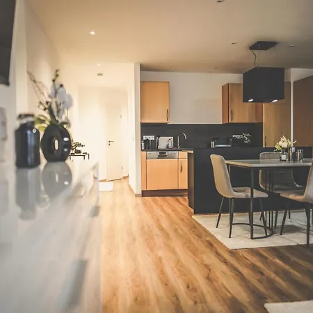Apartment Moderne Mit Kochinsel In Zentral Ruhig Und Netflix - Erstbezug Wehome Komfort Sinsheim