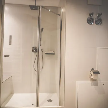 Moderne Mit Kochinsel In Zentral Ruhig Und Netflix - Erstbezug Wehome Komfort Apartment *