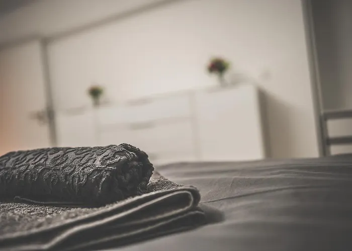 Moderne Mit Kochinsel In Zentral Ruhig Und Netflix - Erstbezug Wehome Komfort *