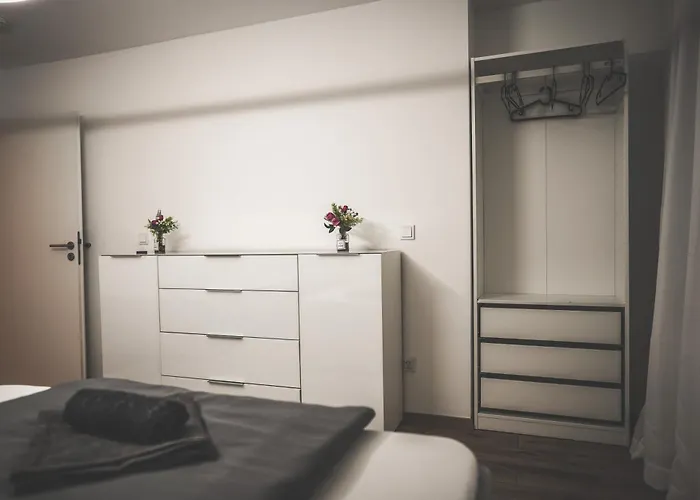 Moderne Mit Kochinsel In Zentral Ruhig Und Netflix - Erstbezug Wehome Komfort Apartamento